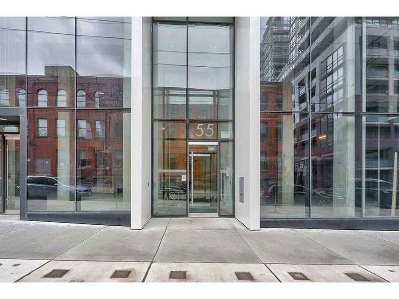 Preview image for 55 Ontario St #712, Toronto