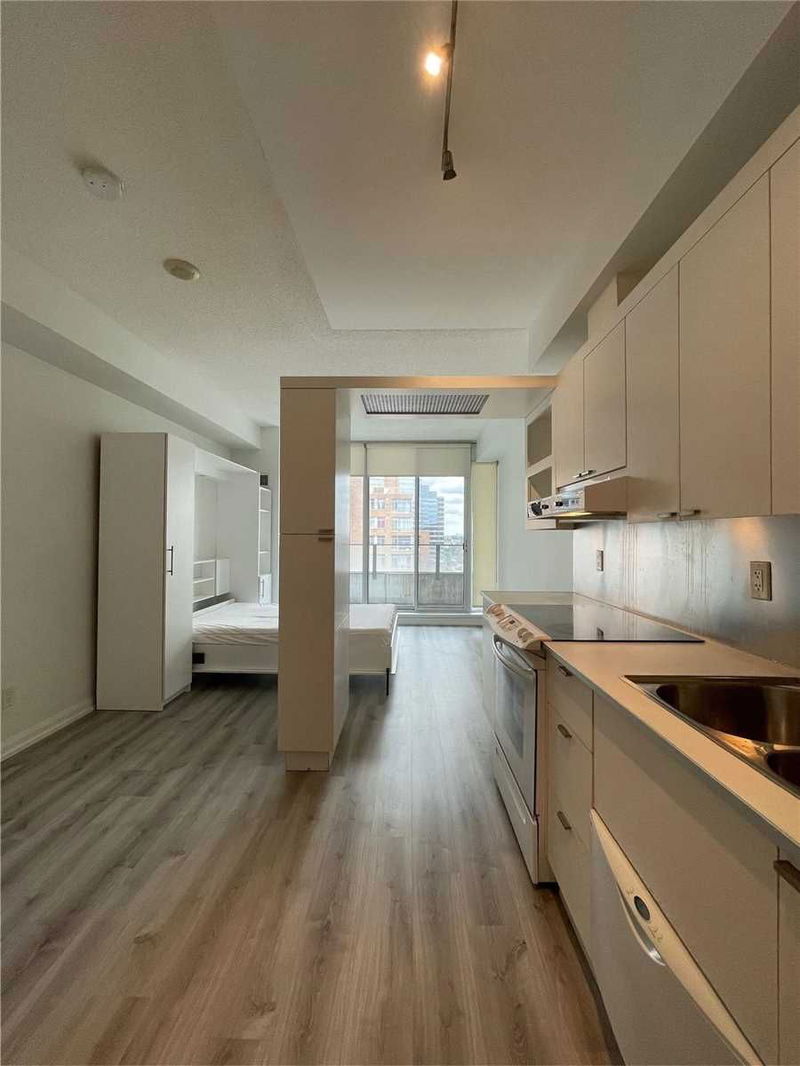 Preview image for 111 Elizabeth St #1623A, Toronto