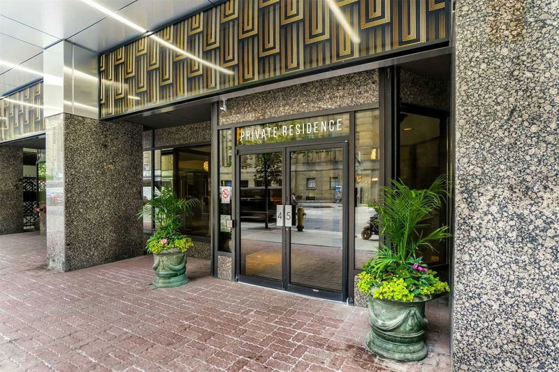 Preview image for 45 Carlton St #914, Toronto