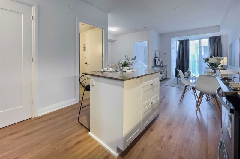 Preview image for 18 Graydon Hall Dr #1004, Toronto