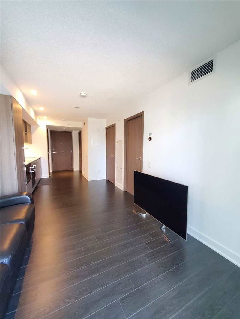 Preview image for 17 Bathurst St #907, Toronto