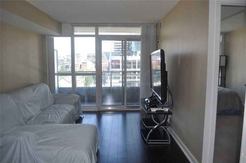 Preview image for 10 Capreol Crt #847, Toronto