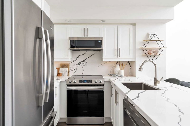 Preview image for 65 East Liberty St #517, Toronto