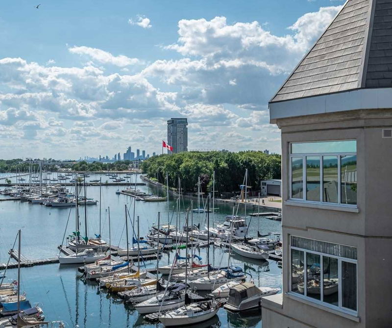 Preview image for 32 Stadium Rd #377, Toronto