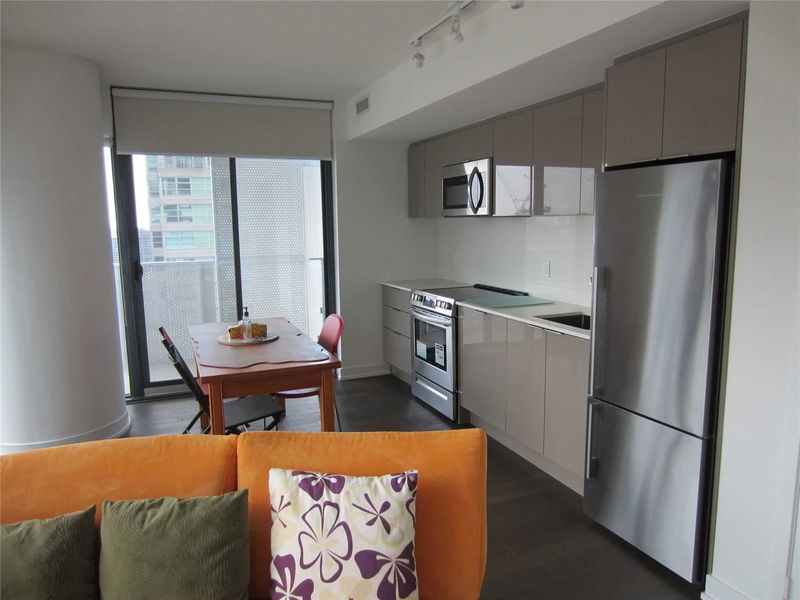 Preview image for 25 Richmond St E #1802, Toronto