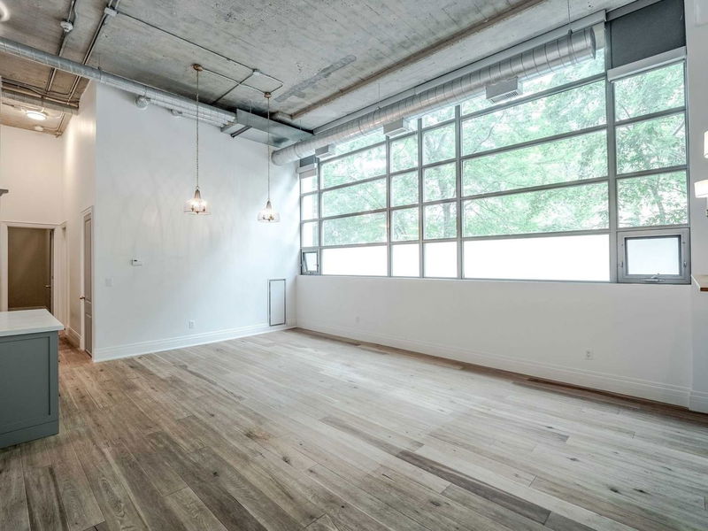 Preview image for 637 Lake Shore Blvd #115, Toronto