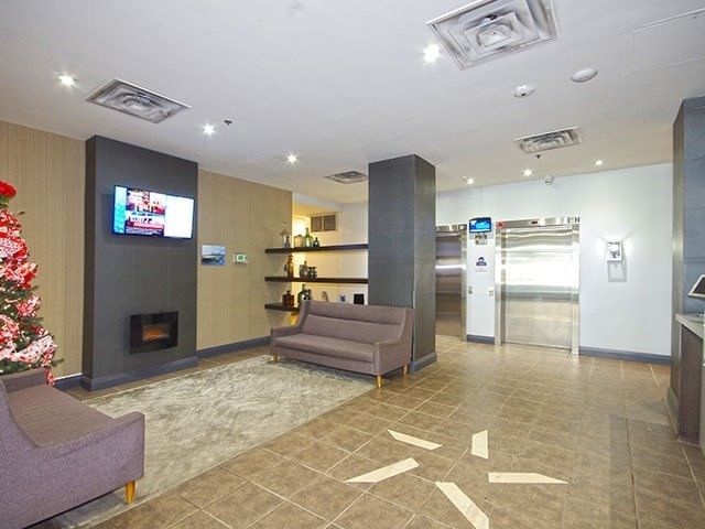 Preview image for 225 Wellesley St E #809, Toronto