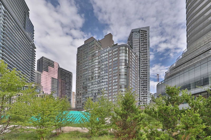 Preview image for 24 Wellesley St W #511, Toronto