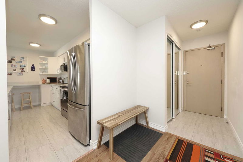 Preview image for 24 Wellesley St W #511, Toronto