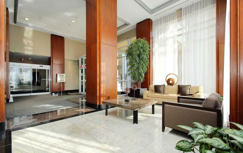 Preview image for 628 Fleet St #916, Toronto