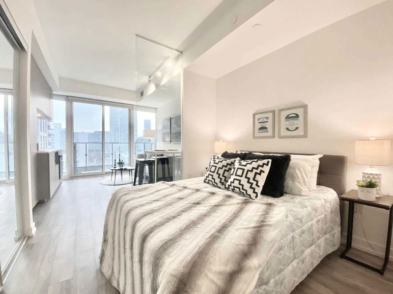 Preview image for 77 Shuter St #2315, Toronto