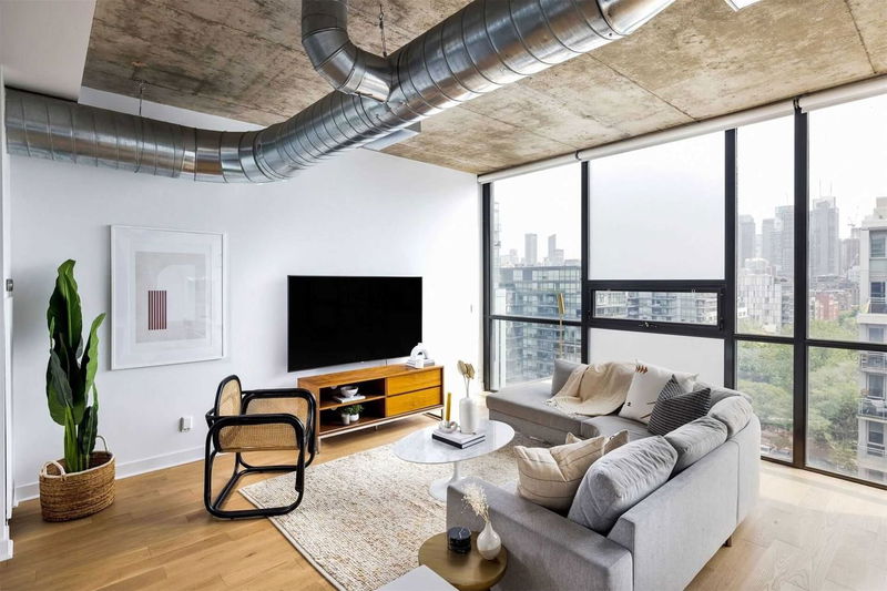 Preview image for 60 Bathurst St #Ph1011, Toronto