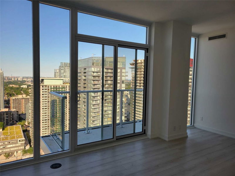 Preview image for 33 Helendale Ave #2903, Toronto