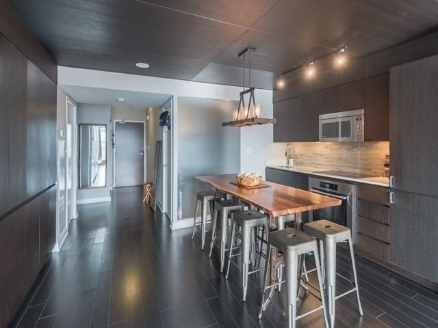 Preview image for 10 Capreol Crt #306, Toronto