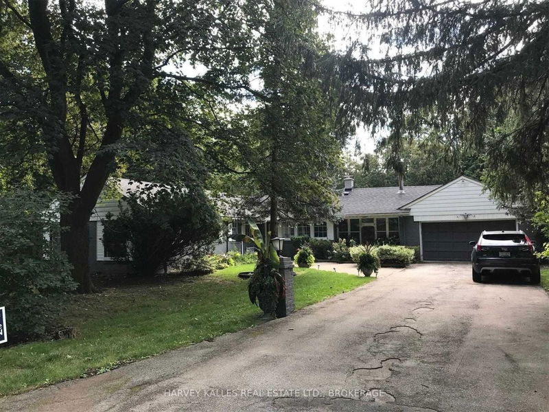 Preview image for 1 Country Lane, Toronto