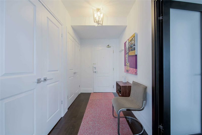 Preview image for 20 Collier St #1008, Toronto