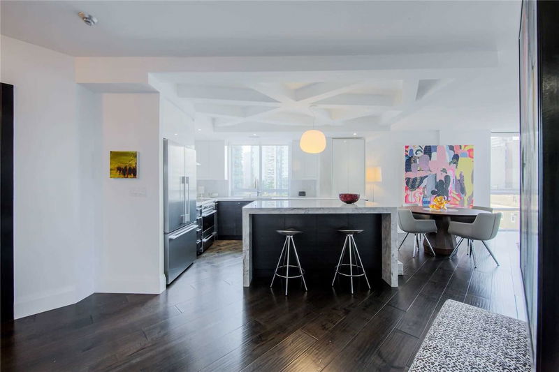 Preview image for 20 Collier St #1008, Toronto