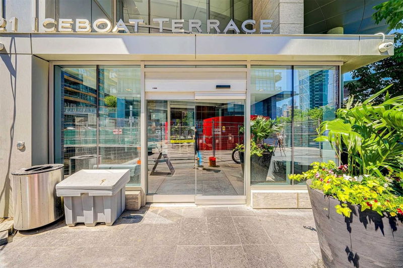 Preview image for 21 Iceboat Terr #1707, Toronto