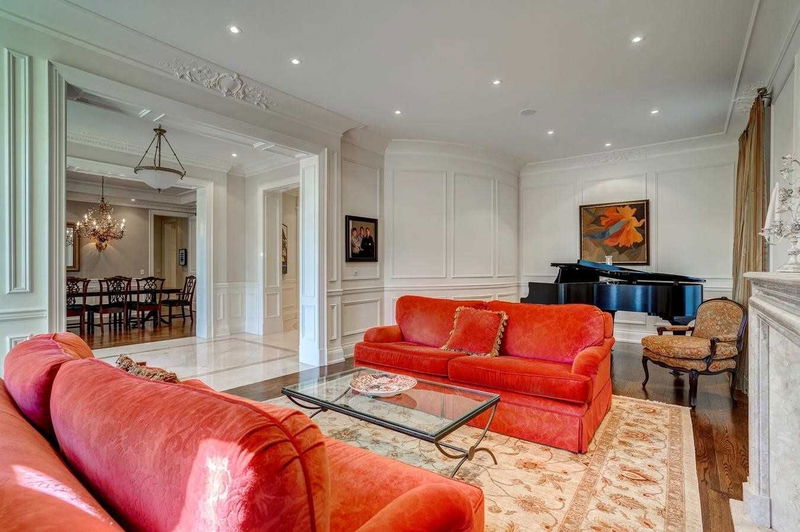 Preview image for 24 Lauderdale Dr, Toronto