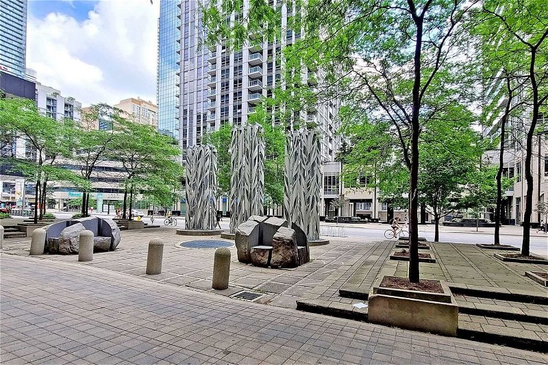 Preview image for 750 Bay St #1809, Toronto