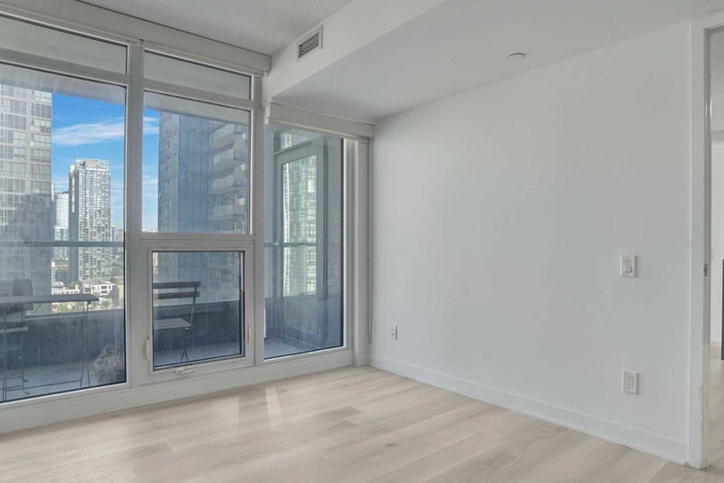 Preview image for 80 Queens Wharf Rd #2007, Toronto