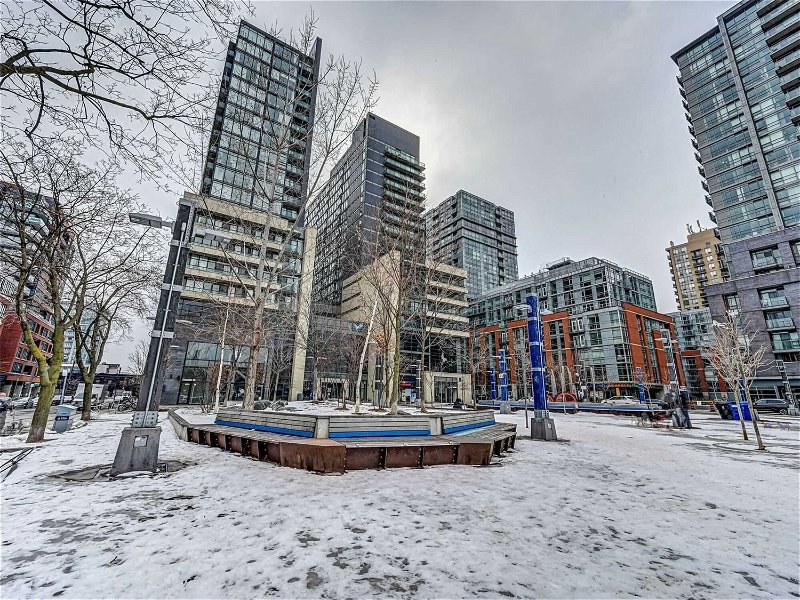 Preview image for 36 Lisgar St #Lph09W, Toronto