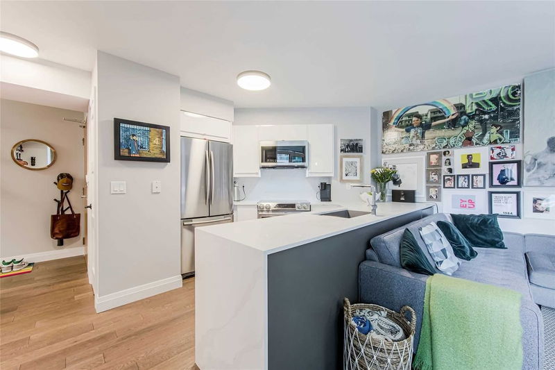 Preview image for 219 Fort York Blvd #421, Toronto