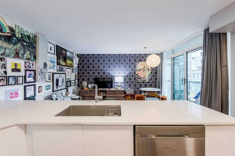 Preview image for 219 Fort York Blvd #421, Toronto