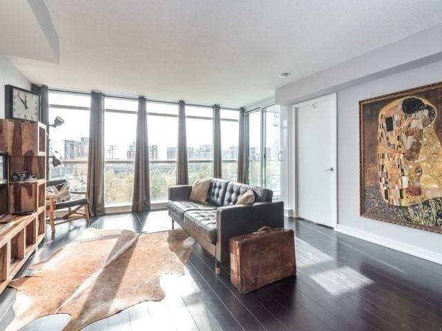Preview image for 10 Capreol Crt #306, Toronto