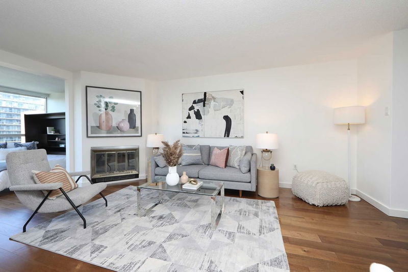 Preview image for 701 King St W #1108, Toronto