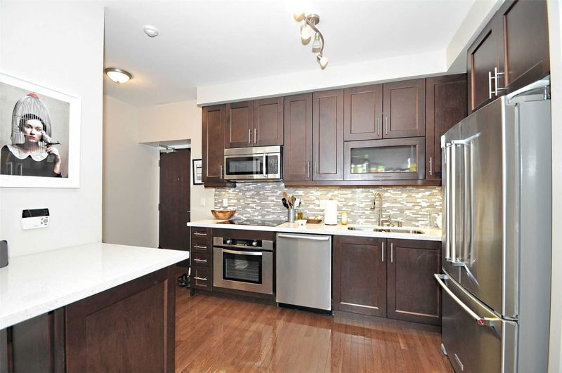 Preview image for 35 Balmuto St #2104, Toronto