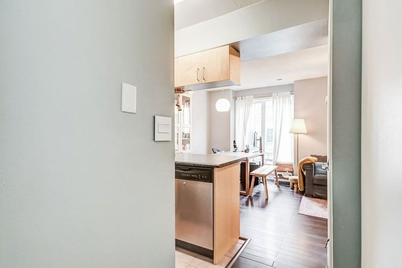 Preview image for 5 Everson Dr #753, Toronto