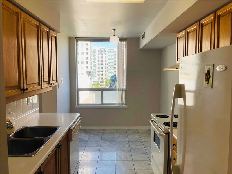 Preview image for 18 Hillcrest Ave #1110, Toronto
