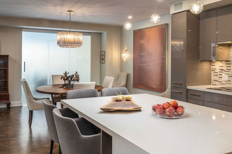 Preview image for 4 Lowther Ave #403, Toronto