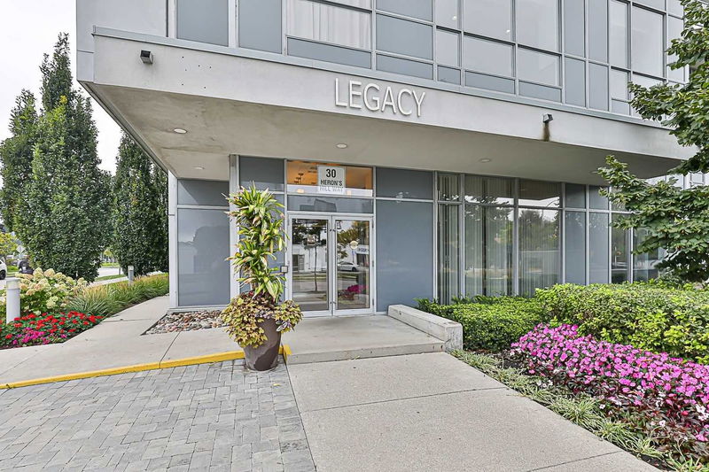 Preview image for 30 Herons Hill Way #Ph01, Toronto