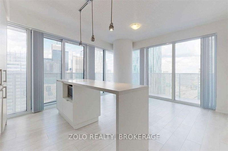 Preview image for 100 Harbour St #3704, Toronto