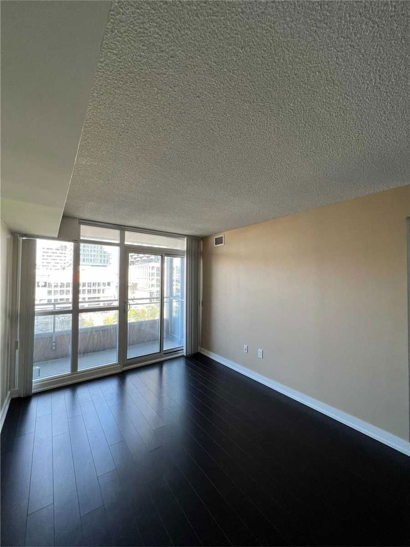 Preview image for 10 Capreol Crt #847, Toronto