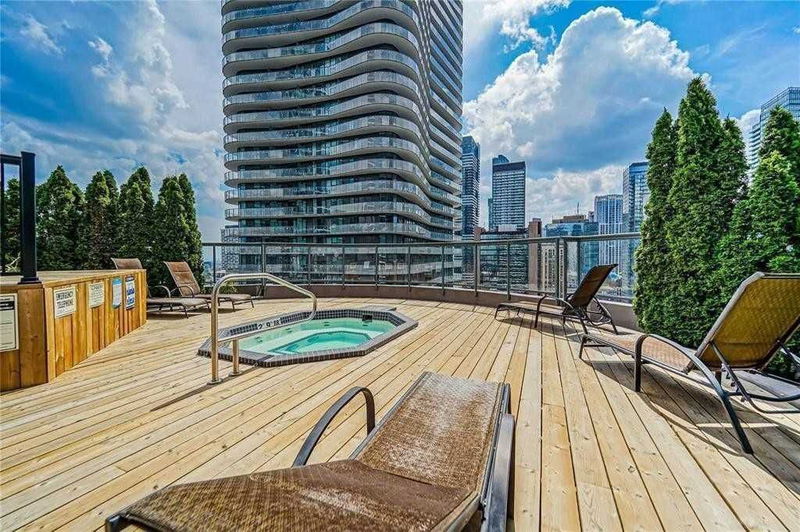 Preview image for 24 Wellesley St W #511, Toronto