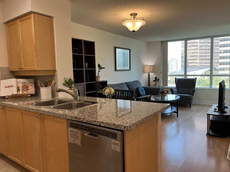 Preview image for 15 Greenview Ave #602, Toronto