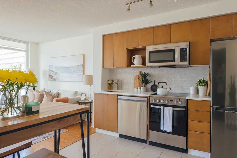 Preview image for 15 Fort York Blvd #905, Toronto