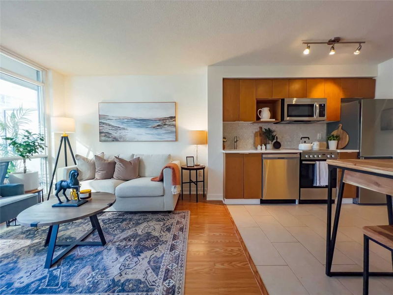 Preview image for 15 Fort York Blvd #905, Toronto