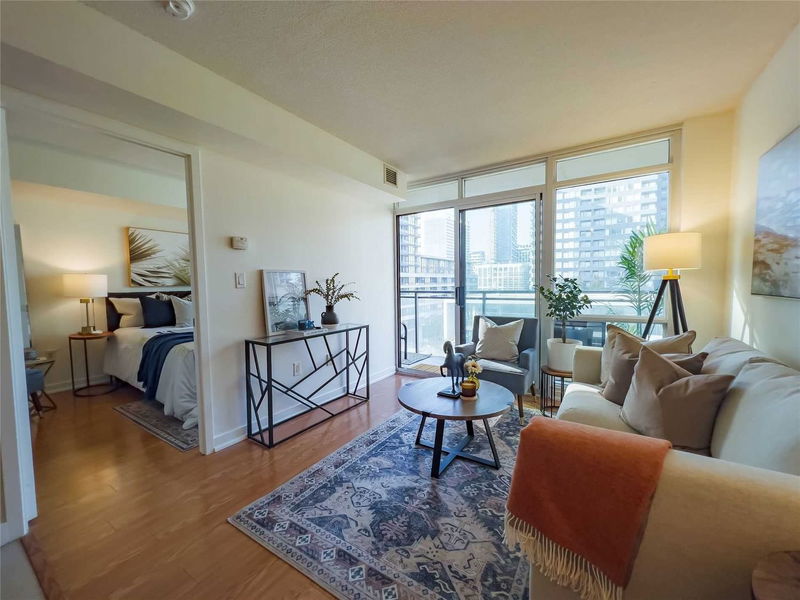 Preview image for 15 Fort York Blvd #905, Toronto