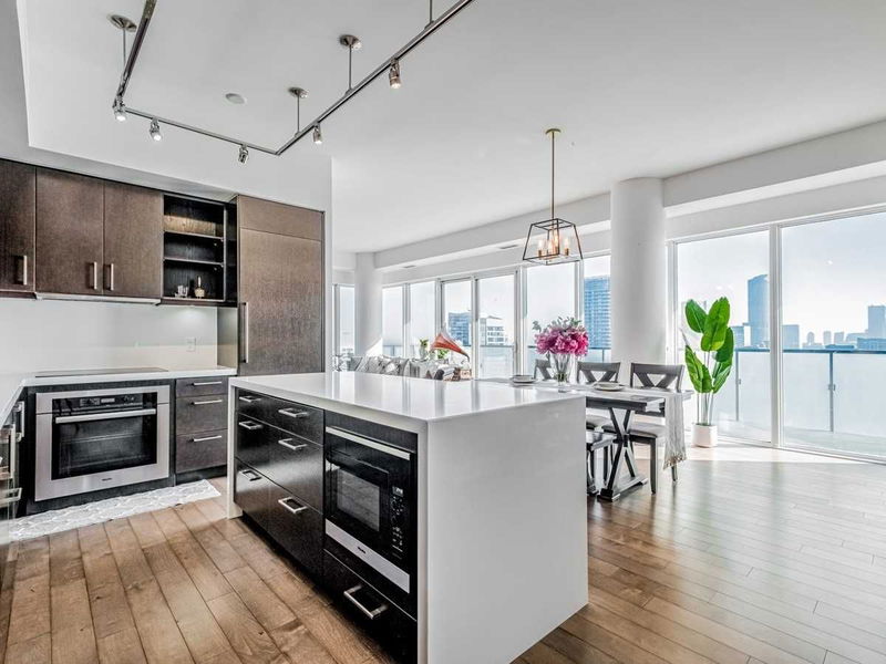 Preview image for 1080 Bay St #4701, Toronto