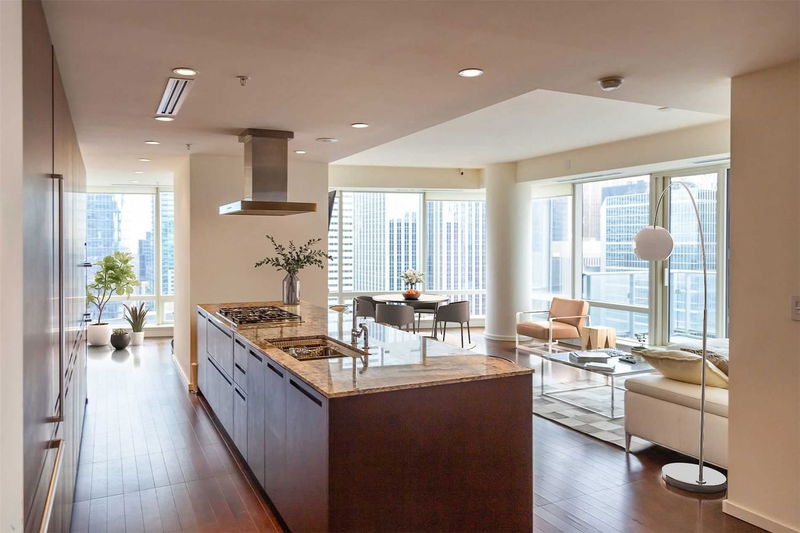 Preview image for 180 University Ave #3609, Toronto