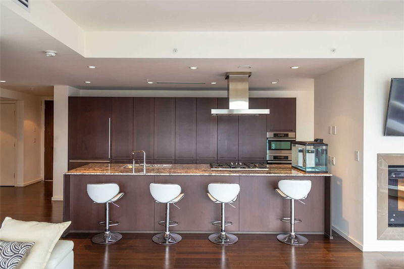 Preview image for 180 University Ave #3609, Toronto