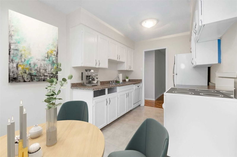 Preview image for 22 Shallmar Blvd #102, Toronto