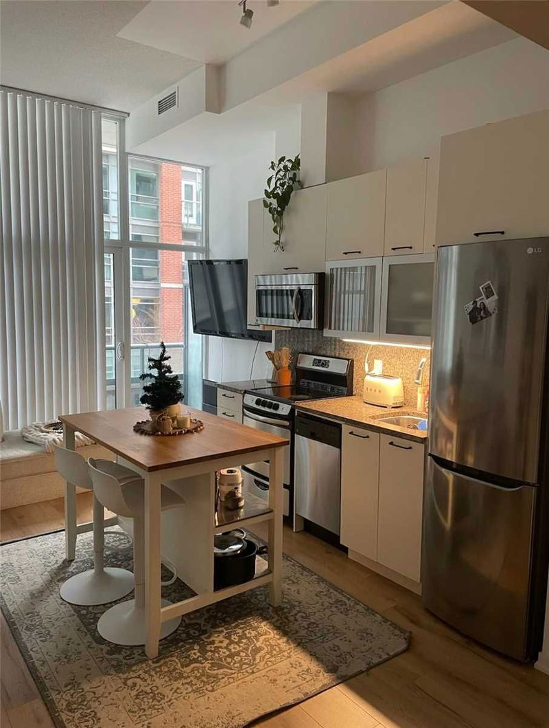 Preview image for 36 Lisgar St #306W, Toronto