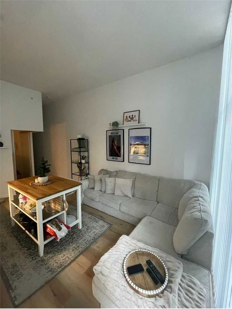 Preview image for 36 Lisgar St #306W, Toronto