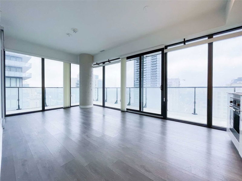 Preview image for 161 Roehampton Ave #1810, Toronto