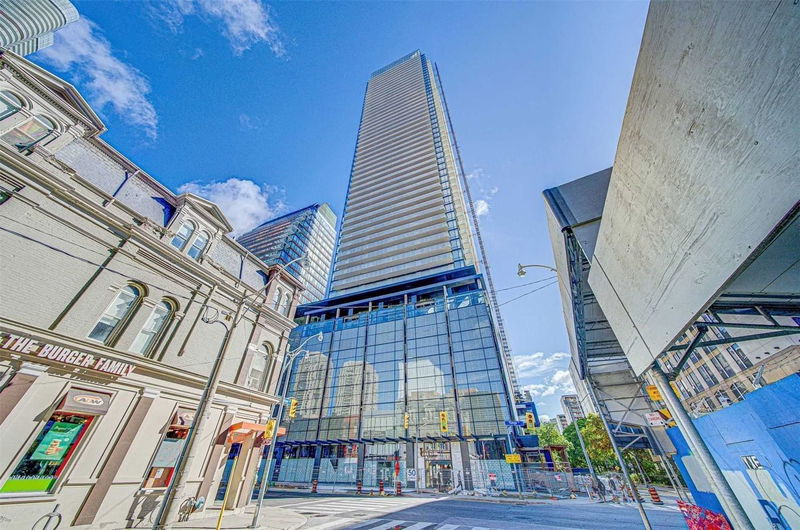 Preview image for 501 Yonge St #1805, Toronto